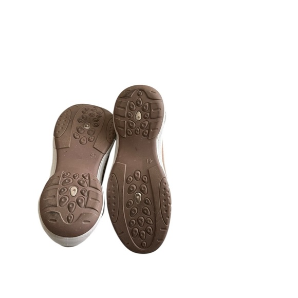 New Light Brown Women’s Comfortable Mesh Slip On Walking Shoe 9 - Picture 3 of 6